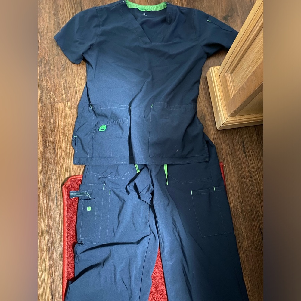 Carhartt scrubs